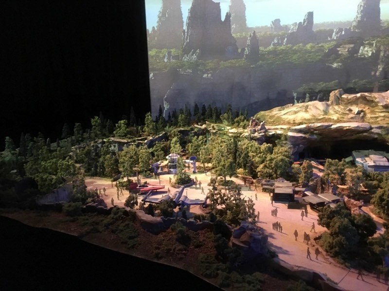 Illustration for article titled Here's Your First Look at an Insanely Detailed Model of Disney's Star Wars Land (UPDATED)